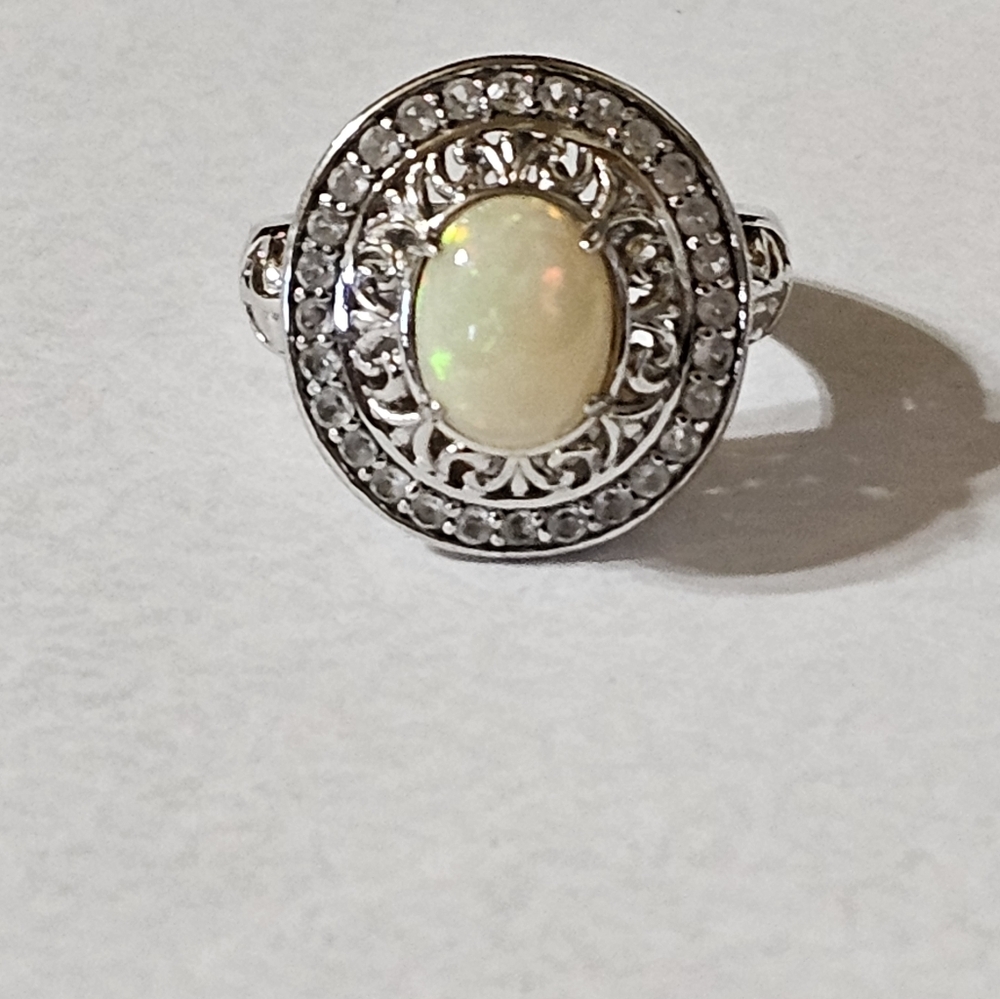 Genuine Victoria Wieck Welo Opal & White Topaz Ring Size 9! - Picture 12 of 14
